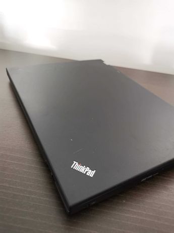 Laptop Lenovo ThinkPad T400S + oryginalna ładowarka