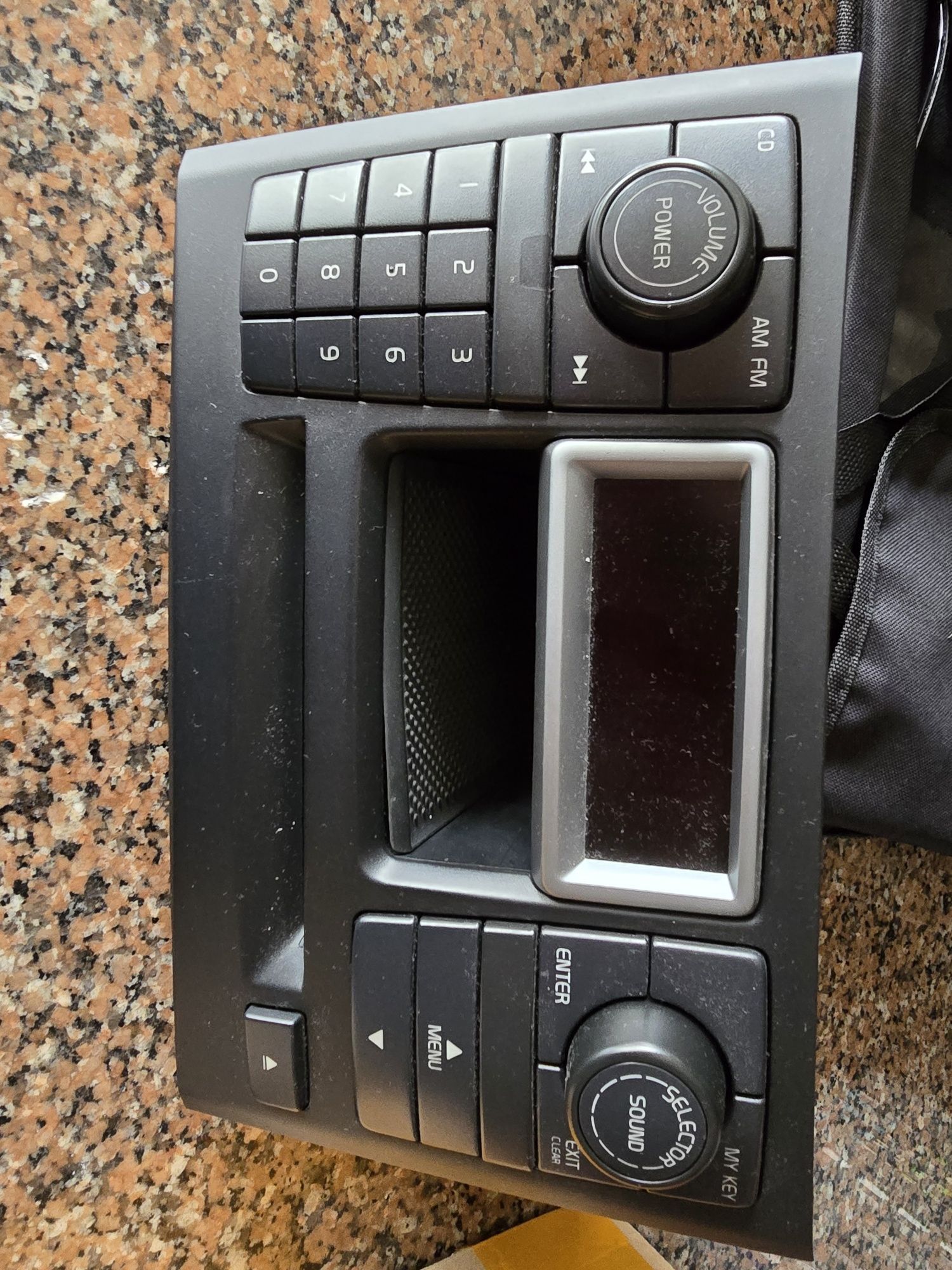 Auto-radio VOLVO XC90 D5 AWD