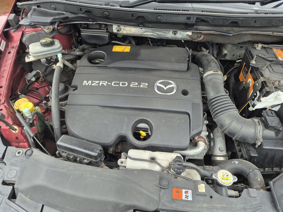 Mazda cx7 sport 2,2 173 km anglik