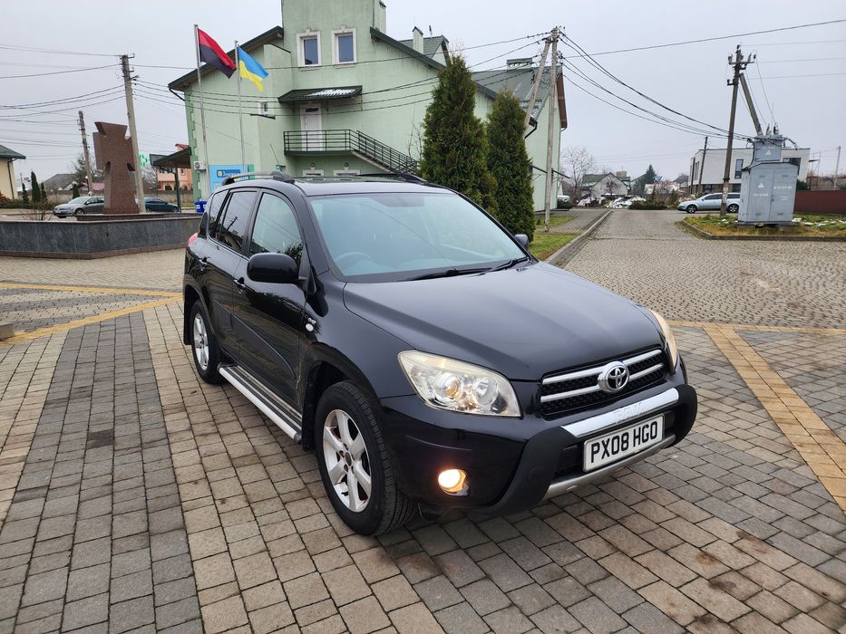 Toyota Rav4 2.2 diesel 2009рік ІДЕАЛ