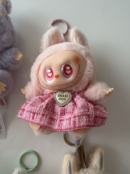 Coleção Labubus com roupas