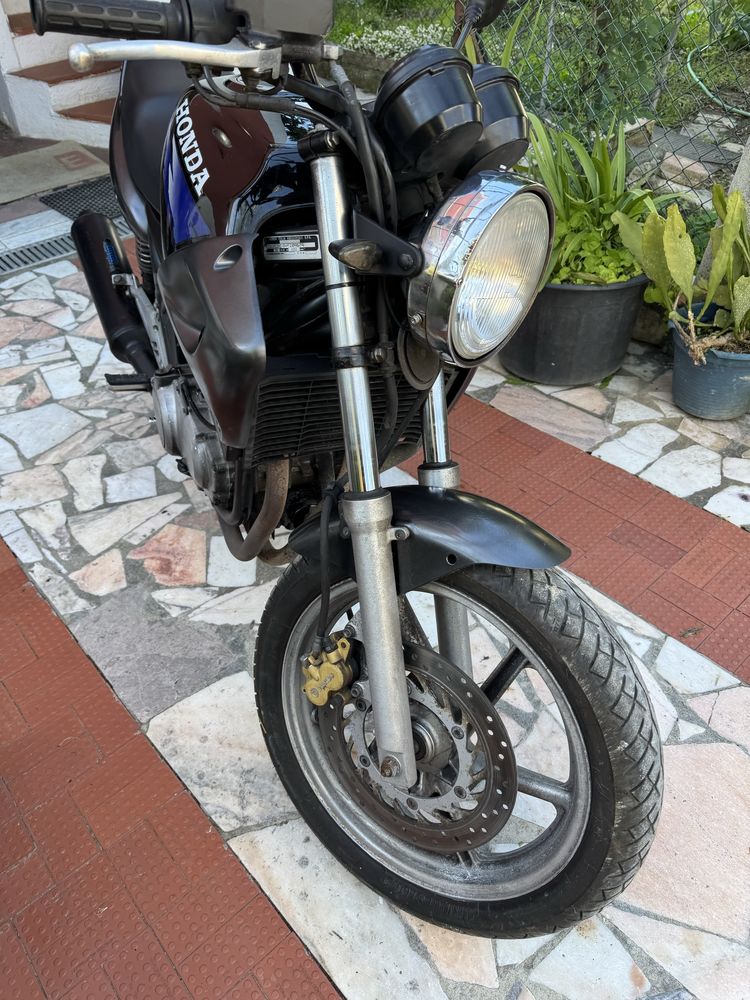 Honda cb 500 muito bonita