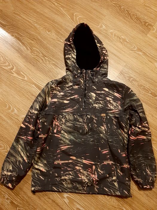 Анорак жен. р.M Pull&Bear (ветровка)