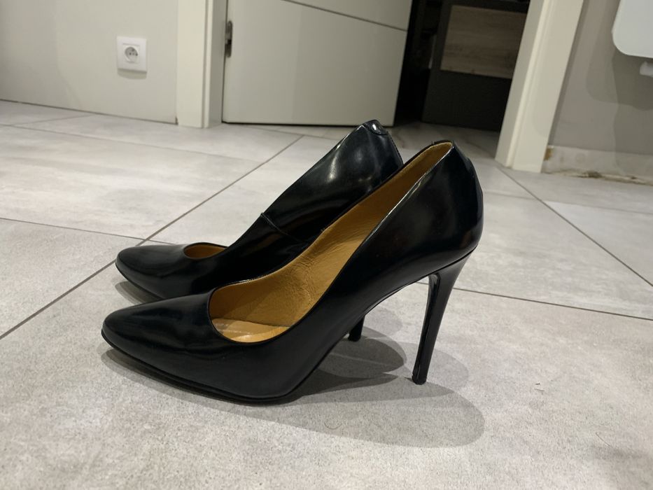 Buty szpilki skóra lakierowana Gino Rossi