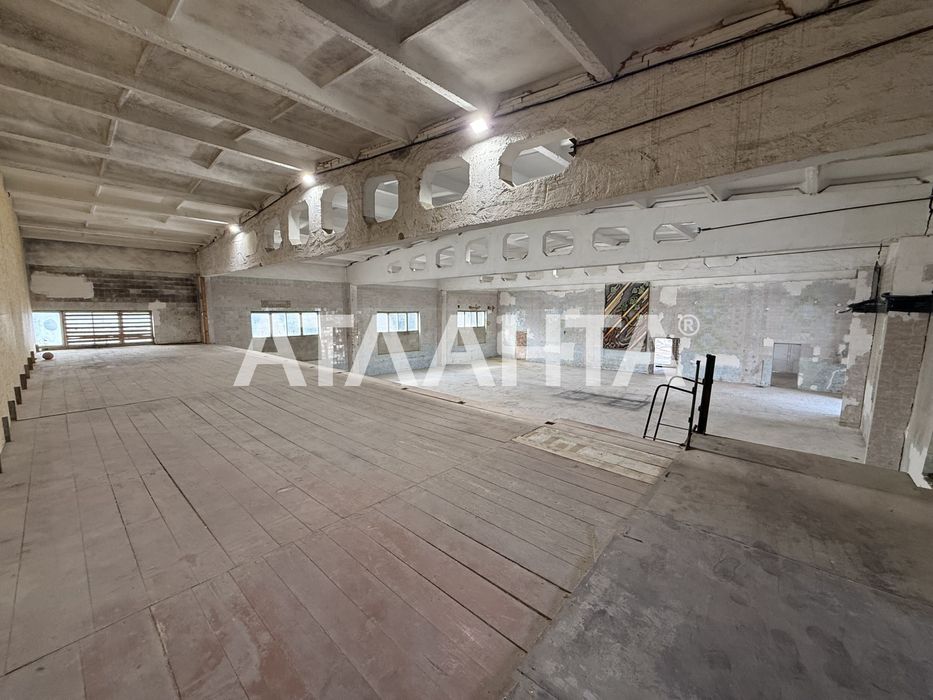 Оренда складів великих площ, є офісні, жилі та комерц приміщ