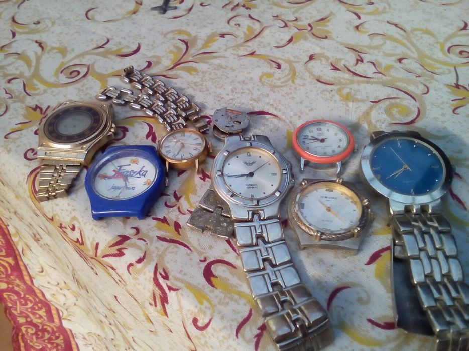 Stary zegarek na części