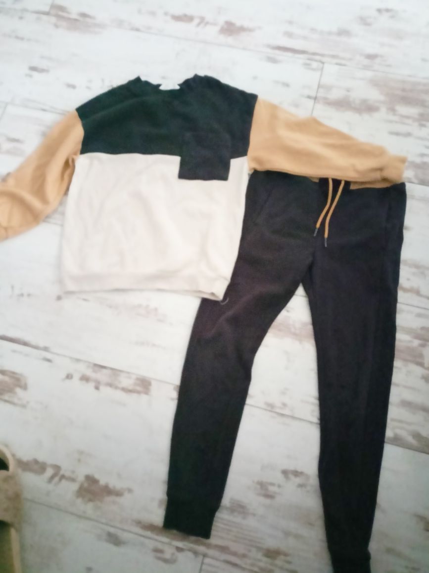 Dres hm w rozmiarze 122