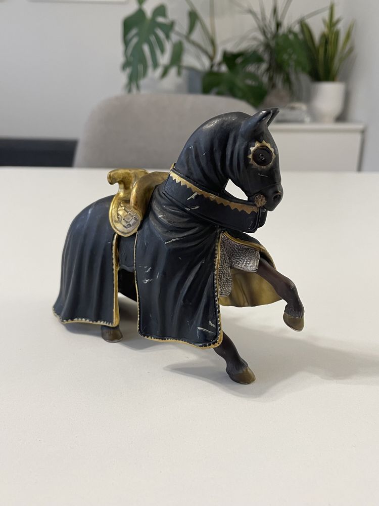 Figurka Schleich 2003 Koń Rycerza kolekcjonerska figura konia Koszalin