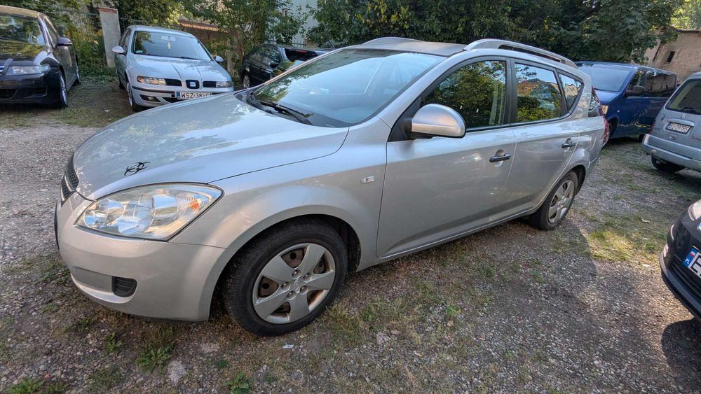 kia ceed 1,4 109KM klimatyzacja ładnie utrzymana