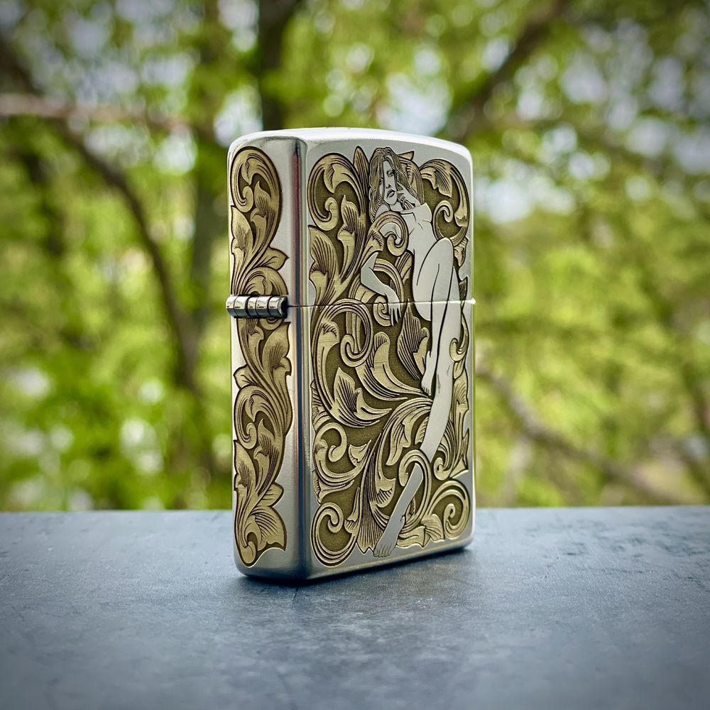 Нова оригінальна запальничка Zippo Pretty Girl