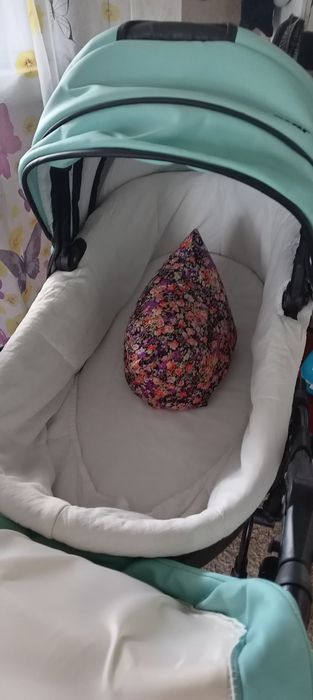 продам коляску майже нова знаходиться в м.Коростень