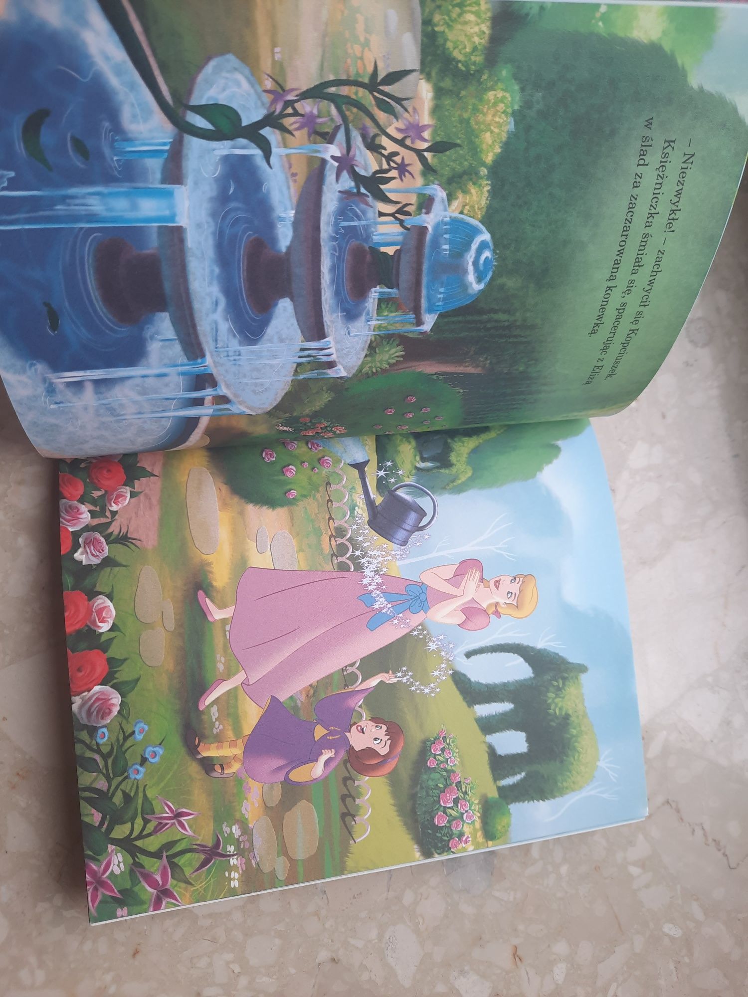 Kopciuszek jest moją opiekunką. Disney Księżniczka. Złota Biblioteczka