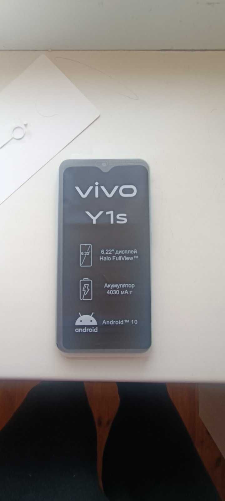 мобільний телефон Vivo y1s смартфон