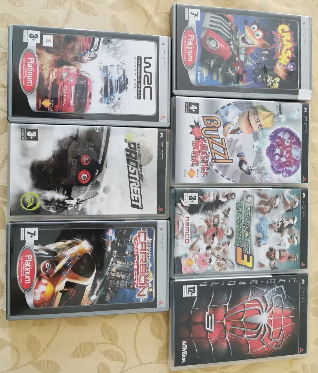 Conjunto de 9 jogos PSP como novos, com caixa e manual
