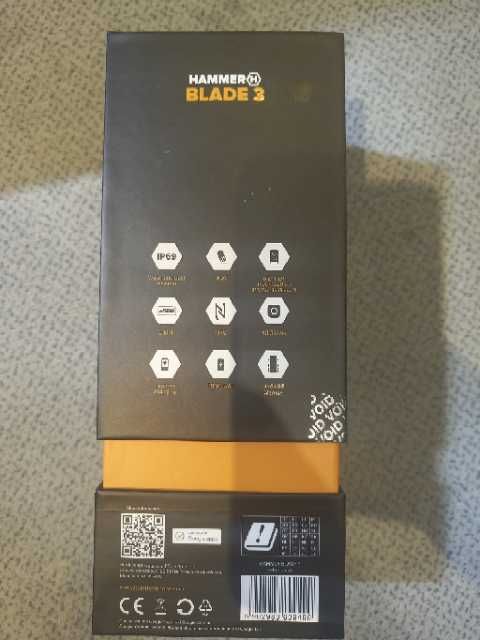 Telefon Hammer Blade 3