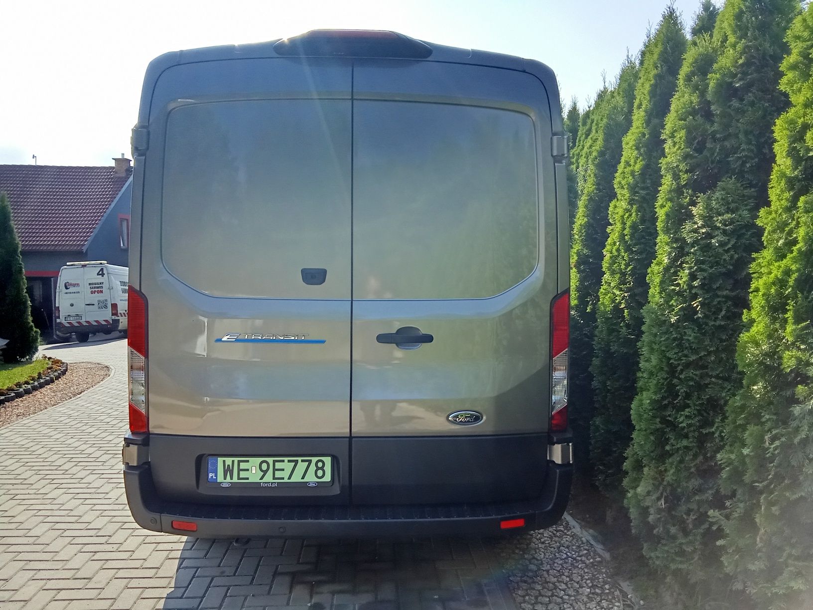 Ford E-Transit z 2023r