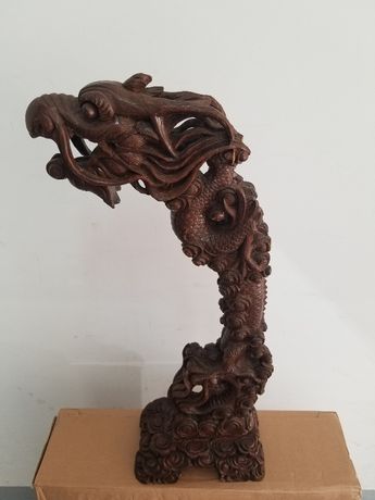Dragão chinês sec XIX escultura em madeira