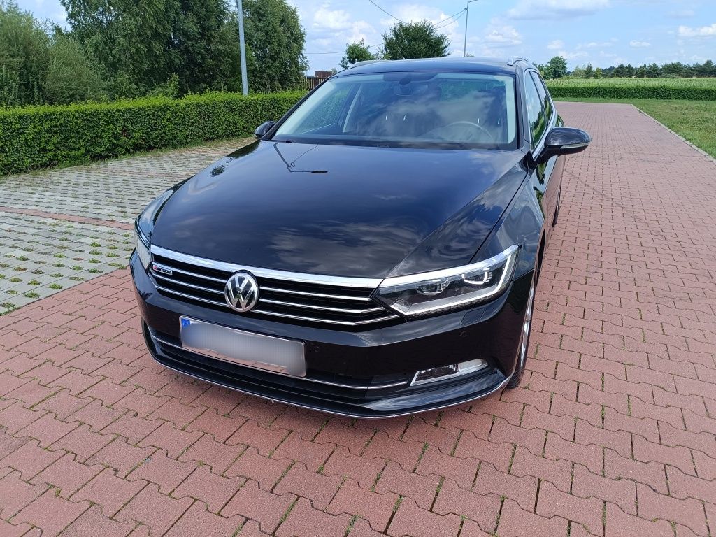 Volkswagen Passat B8 Highline 2.0 TSI 280KM 4x4 DSG • 2018 • Virtual