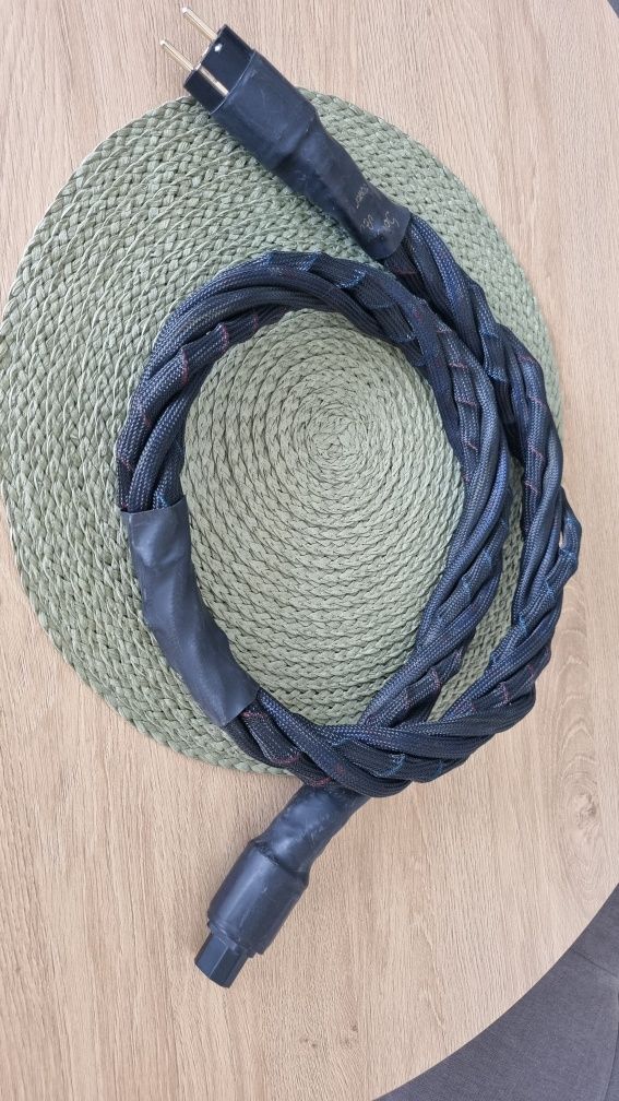Kabel zasilający Solid Core Audio no 1 pro