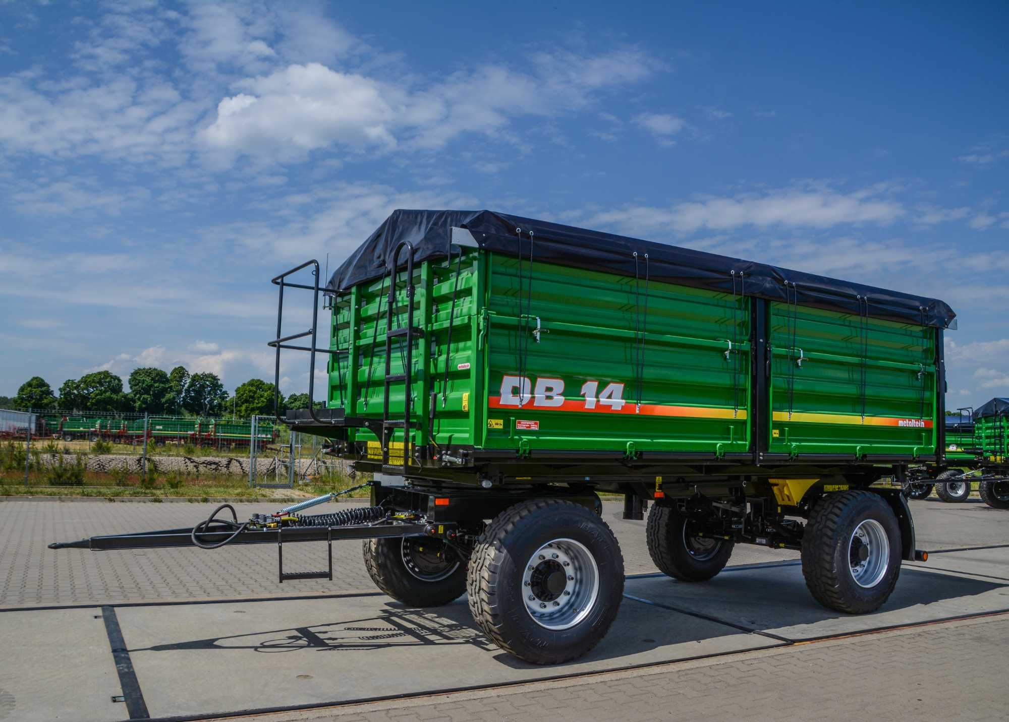 Przyczepa rolnicza burtowa METAL-TECH DB 14 Ton | PLANDEKA GRATIS