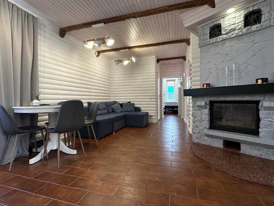 Продається будинок в Царському селі в р-ні Дахнівки