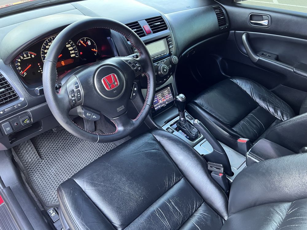 Honda Accord 2.4 Автомат EXECUTIVE