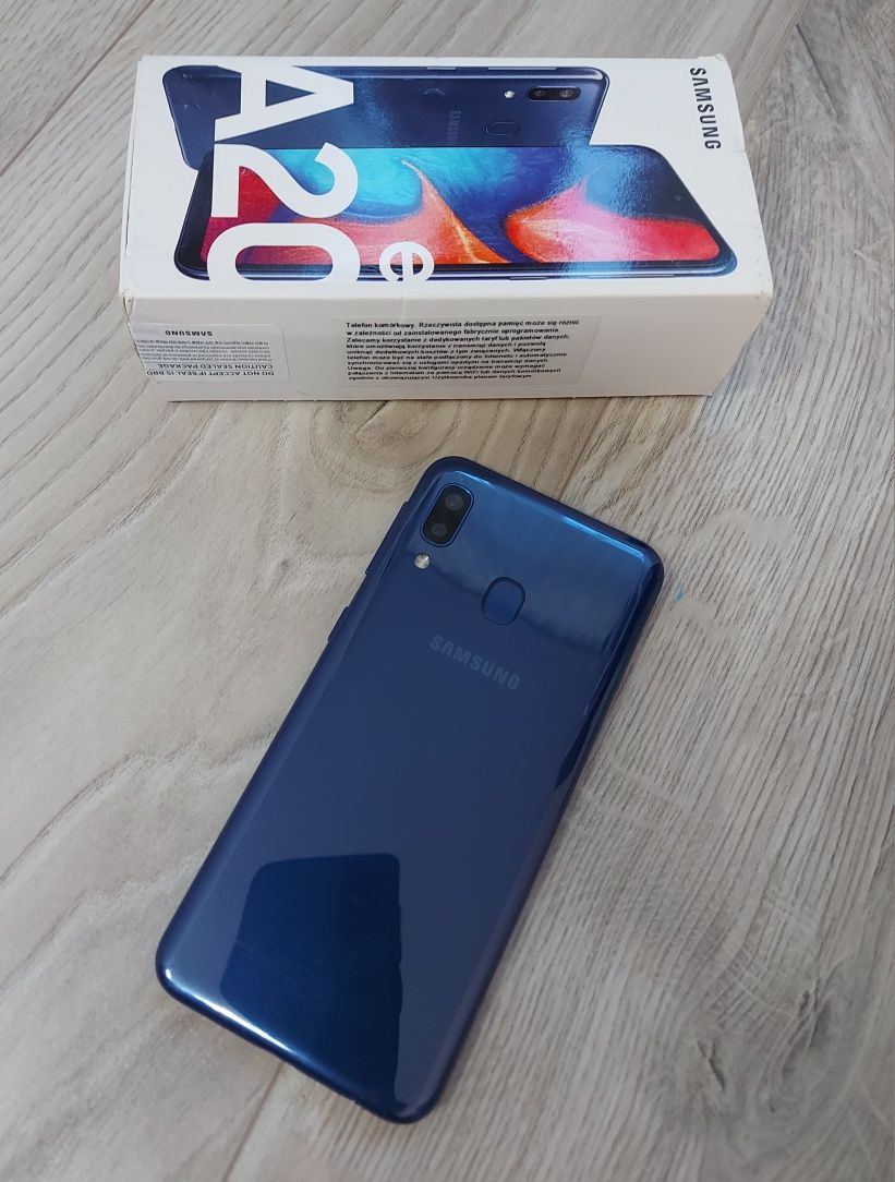 Samsung Galaxy A20e Blue bez simlocka