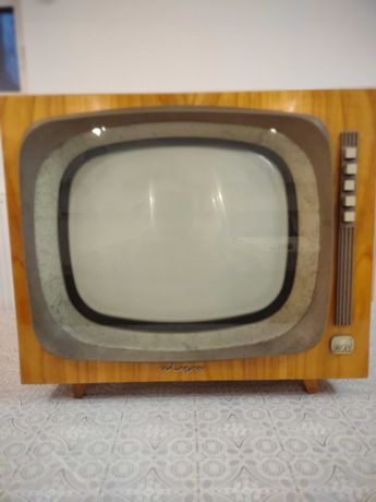 Stary zabytkowy telewizor ALGA i Silesis
