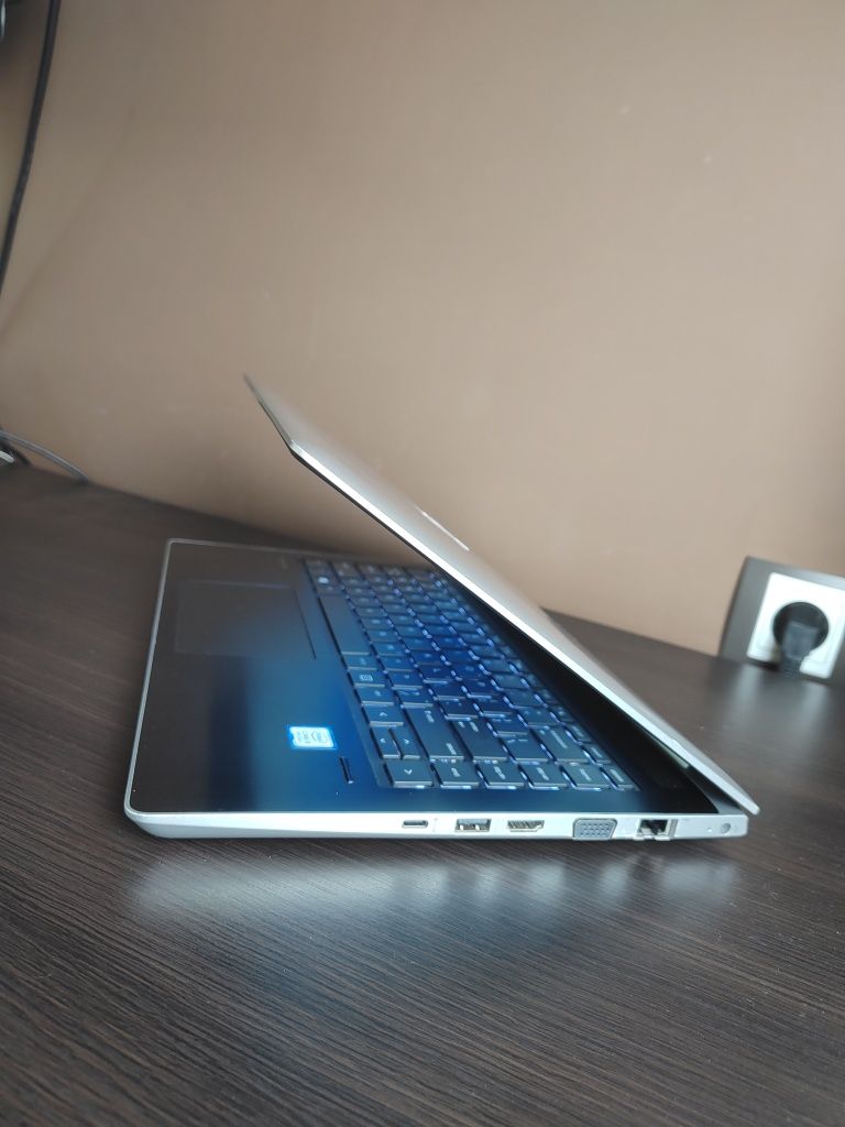 Laptop 13,3 FHD | HP ProBook 430 G5 - i5-8250U/8 GB/256SSD NVME/Win11