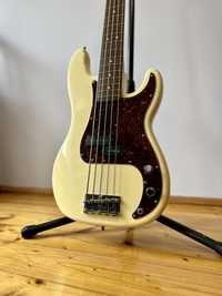 Fender Precision Bass American Standard V