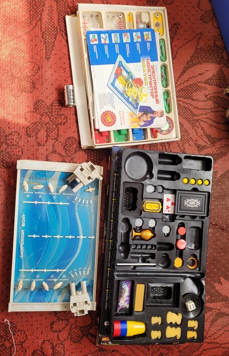 Настільні дитячі ігри хокей морський бій електронний конструктор