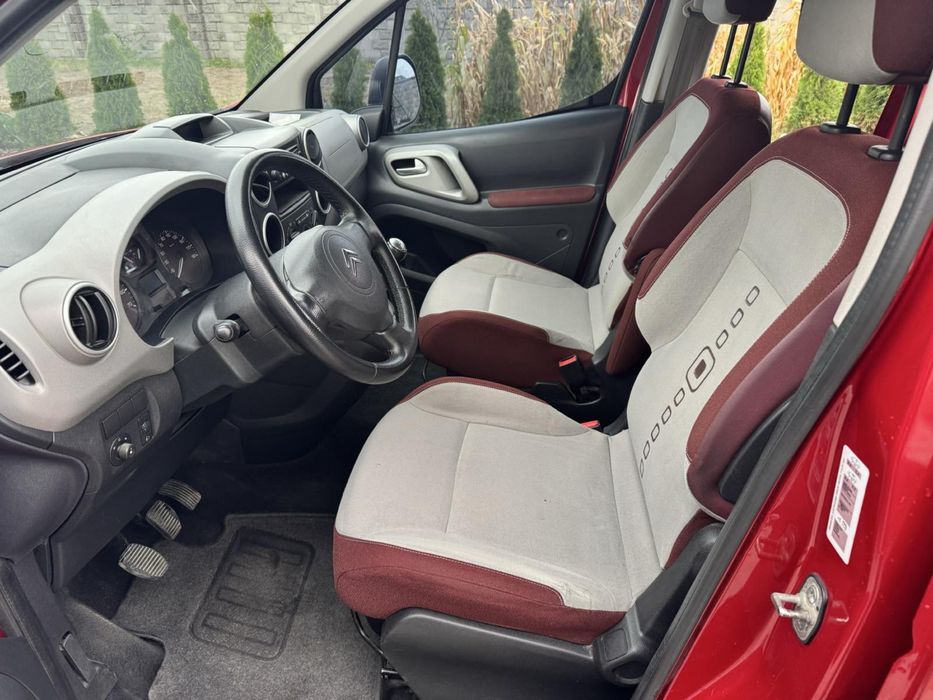Citroen Berlingo original pass 2011