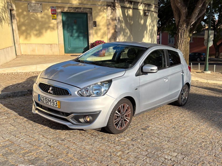 Mitsubishi Space Star 1.2 Intense Connect Edition