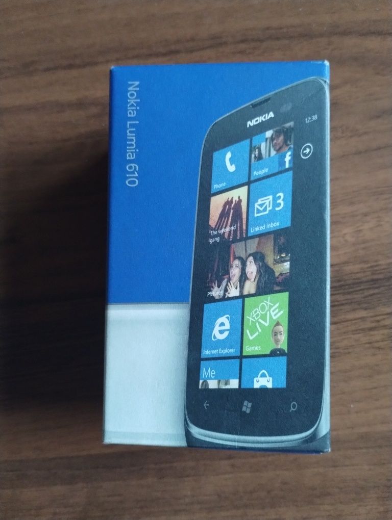 karton pudełko po telefonie Nokia Lumia 610