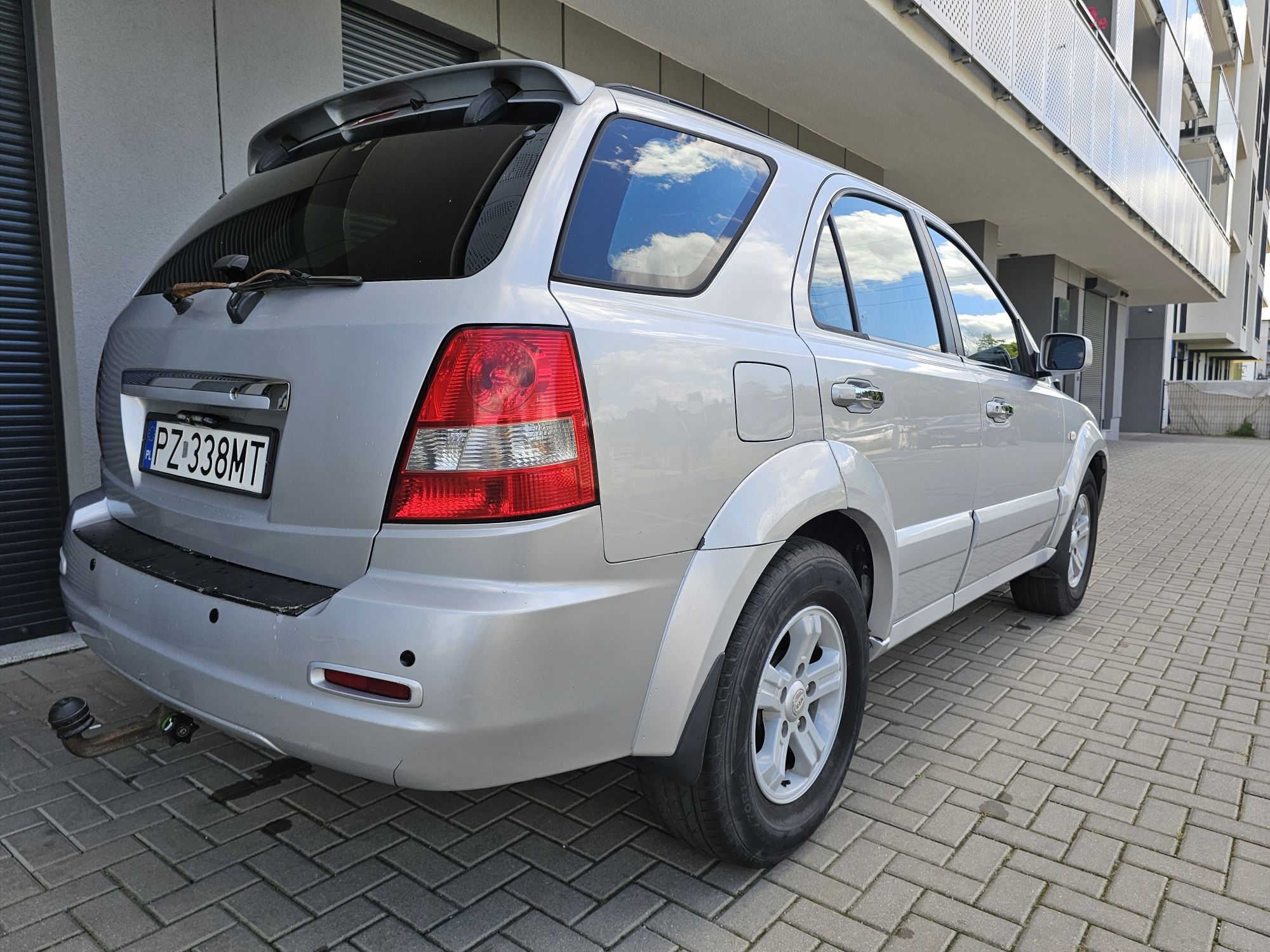 KIA Sorento 2.5 CRDi 4x4 Automat STAN BDB Skóry TV DVD HAK 2006r