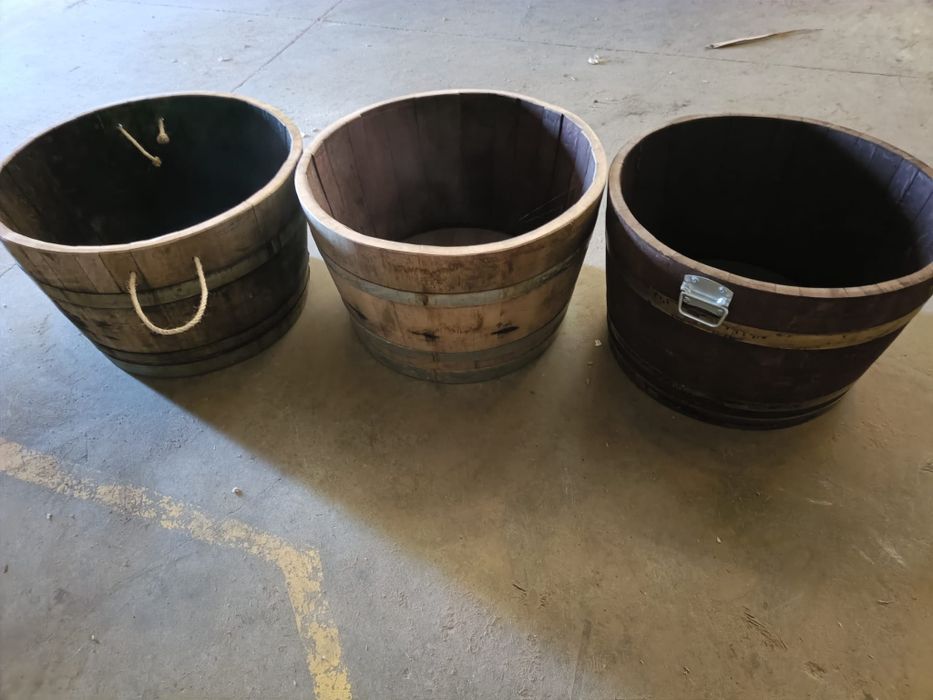 Vendo vasos ou banheira