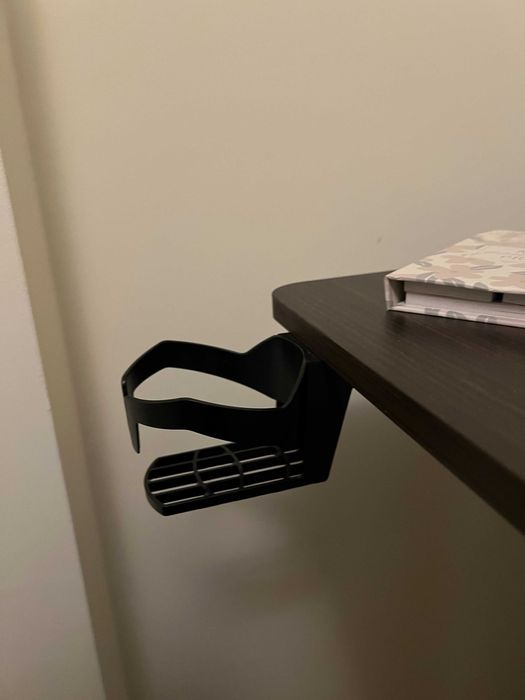 Secretária elétrica ajustável 110 x 60 cm em nogueira