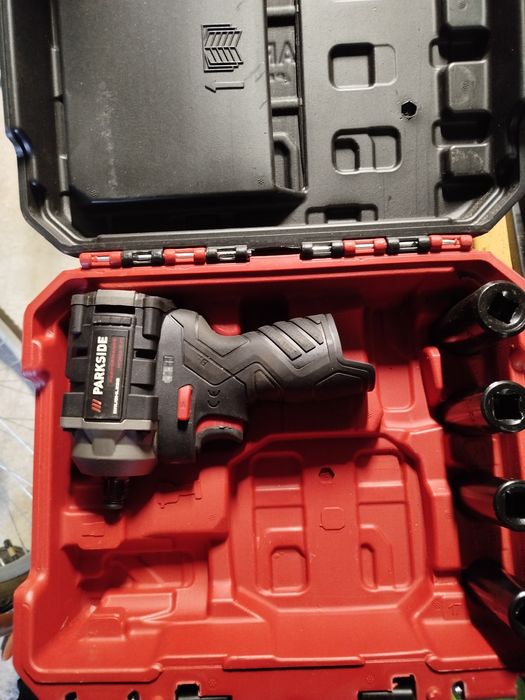 Klucz udarowy parkside