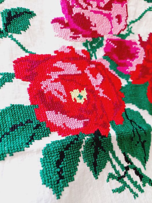 Рушник український з дуже гарною ручною вишивкою