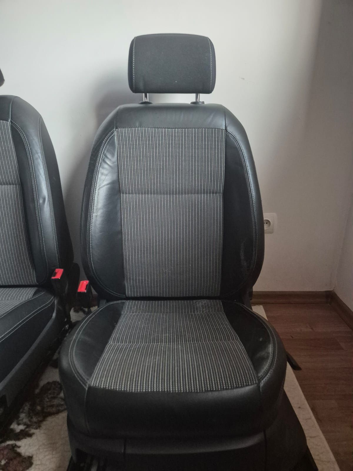 Fotele Skoda Fabia 2