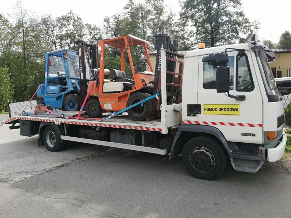 Transport maszyn rolniczych i budowlanych ciągnik traktorów wózki widł