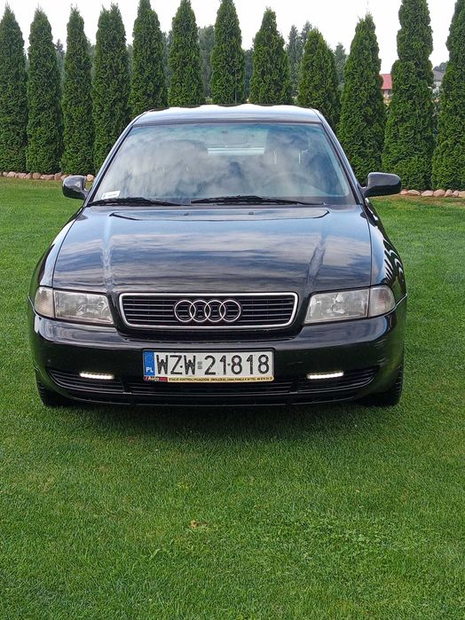 Audi A4B5 -110 KM- zwykła pompa, 1998 rok, oryginalny lakier