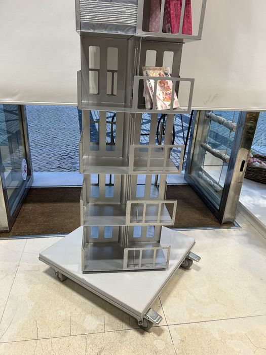 Expositor rotativo de guardanapos