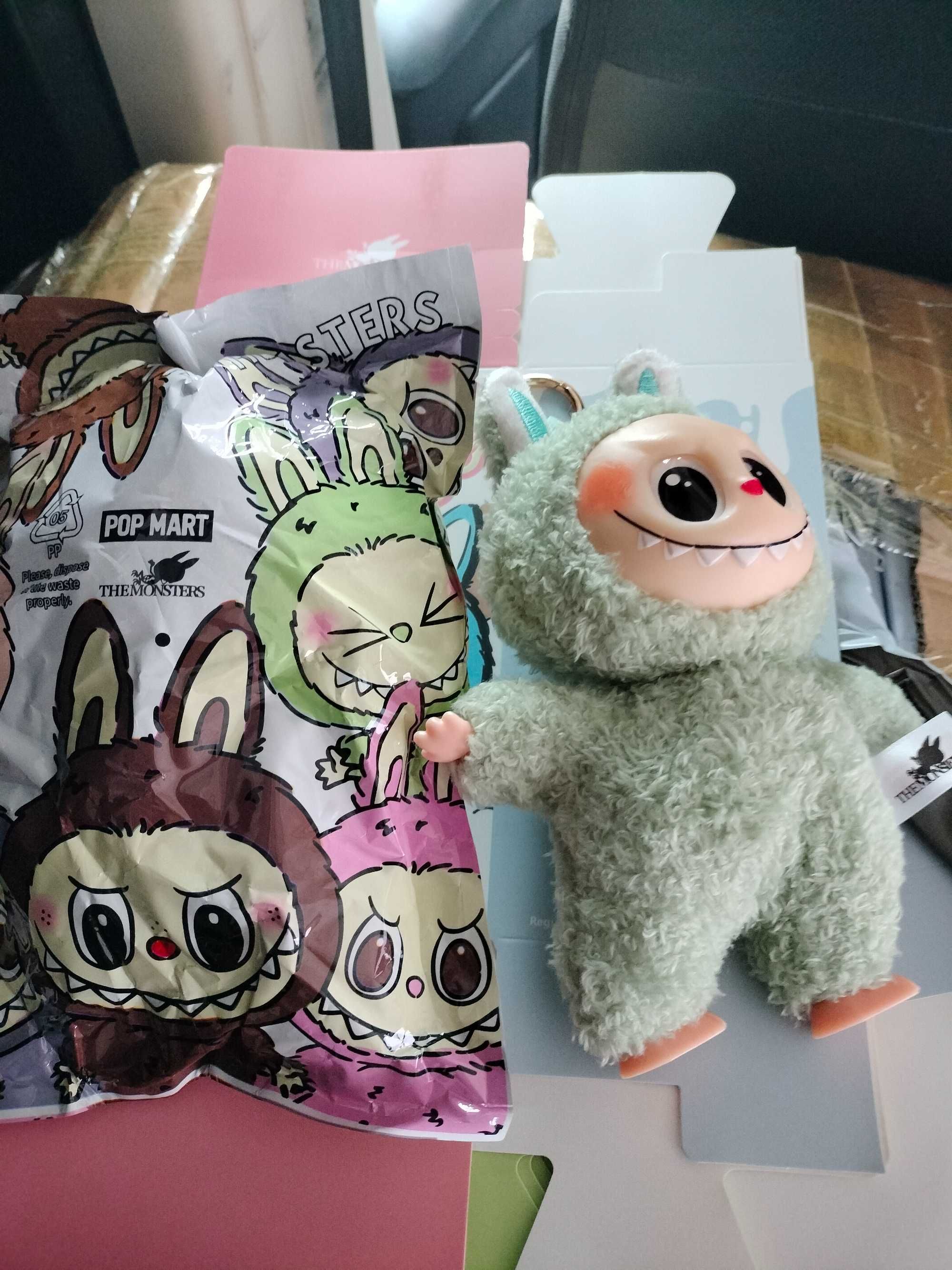 Labubu La Bubu hit extra