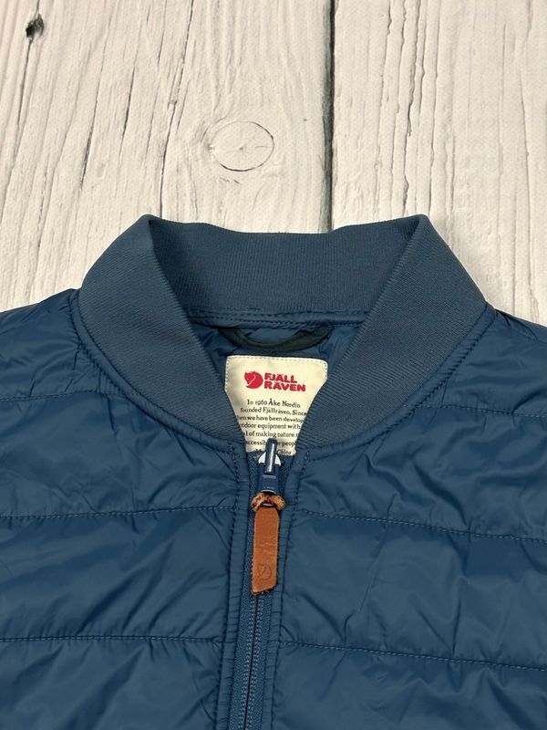 Fjallraven Kurtka Podpinka Damska Ocieplenie G-loft Supreme Logo r. S