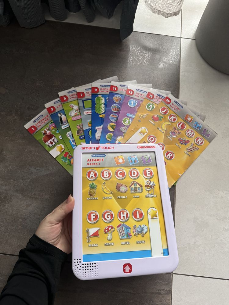 Clementoni tablet Touch Pad Słowa i Liczby uczy po polsku ang zabawka