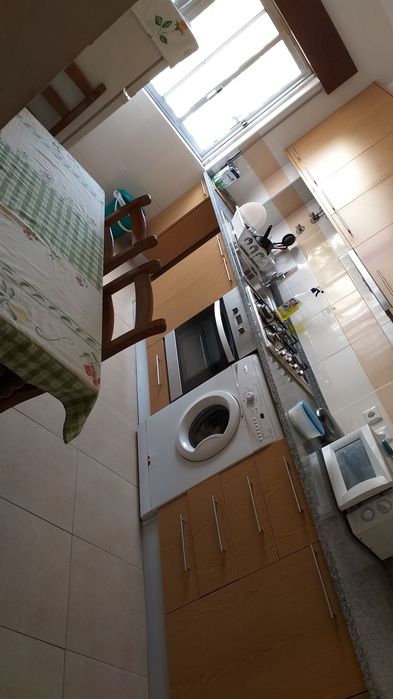 Quarto para arrendar