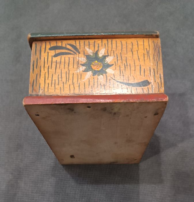 Vintage szkatułka ludowa ręcznie malowana, druga połowa XX w.