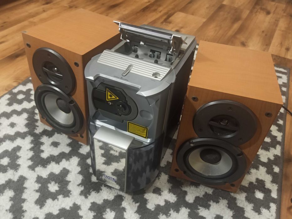 Колонки та музичний центр SAMSUNG (музыкальный центр)