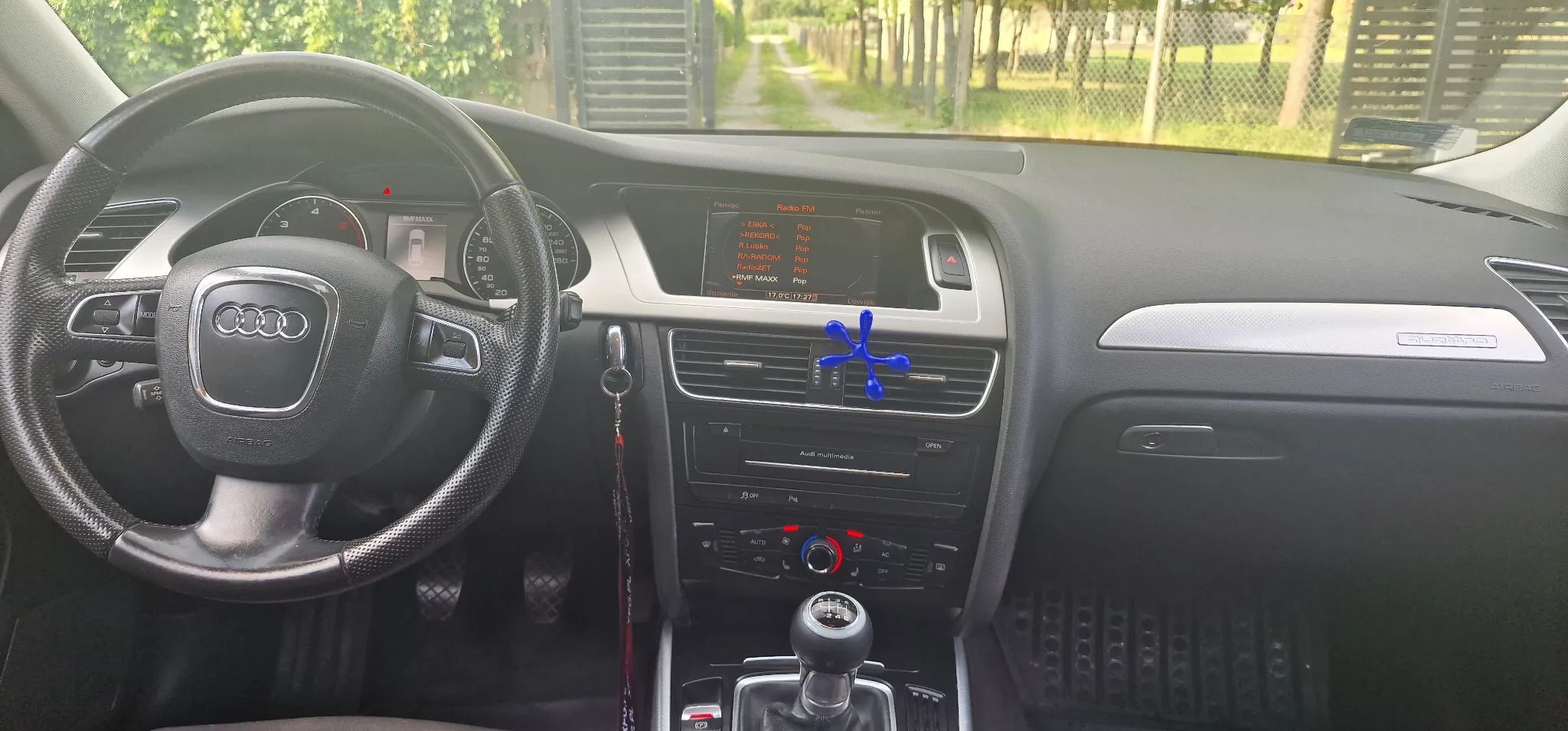 Audi A4 Audi A4 B8 Quattro 2.0 TDI 170 KM • 2011 r.